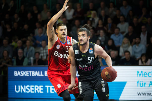 也为更多足 也为更多足