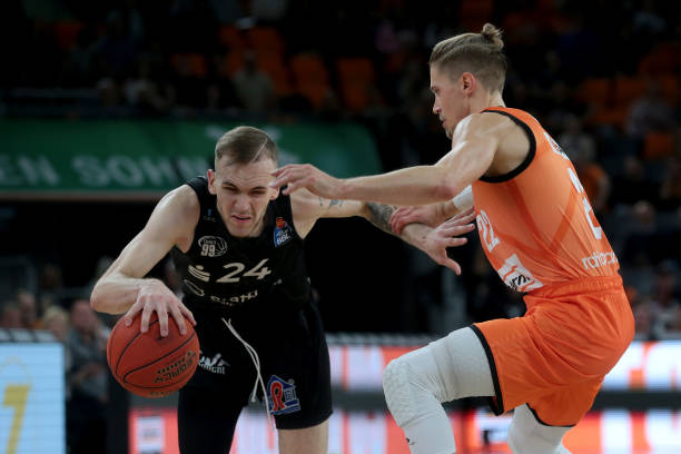 大的控球能 大的控球能